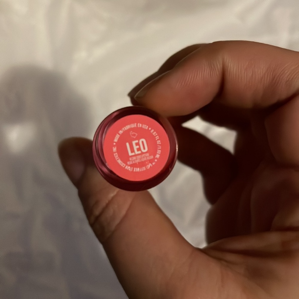 jeffree star leo lipstick liquid velvet neutral brown tan velour nude vault mini - Picture 5 of 5